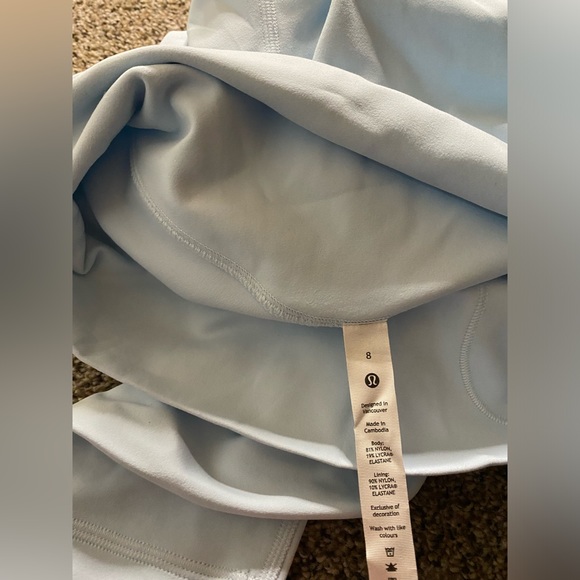 Lululemon NWT size 8 double lined Aligns 25” in the color Powder Blue - Picture 6 of 6